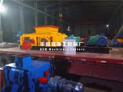 雙齒輥破碎機(jī)如何排料才能不堵料？